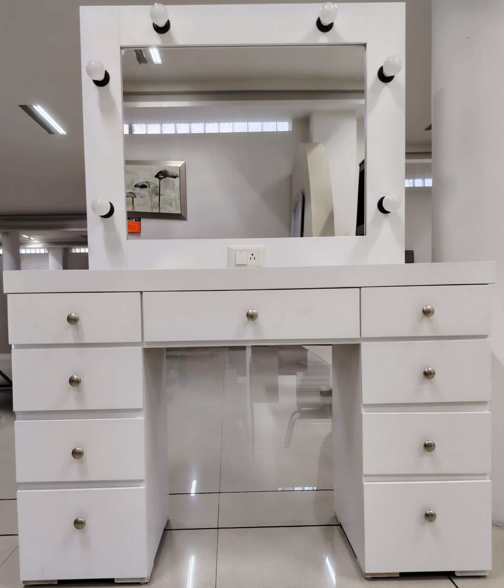 POTOCADORVANITY9CAJO